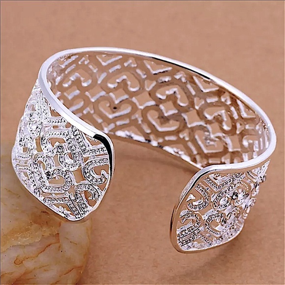 STERLING SILVER HEART HOLLOW OUT WIDE CUFF BANGLE BRACELET RING SET - Picture 5 of 15